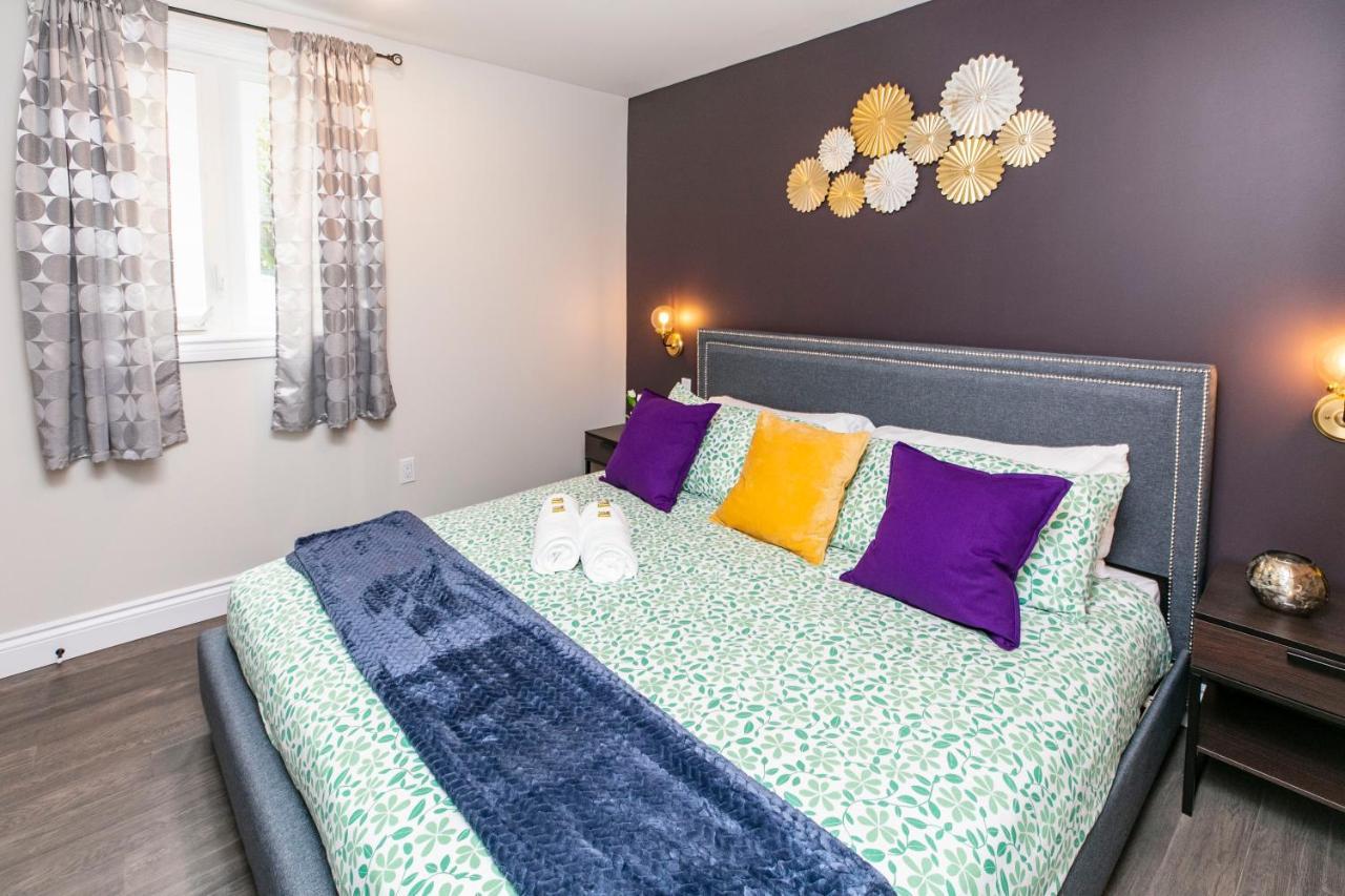 Luxury 1Br With King Bed - Steps From Byward Market! Apartment Ottawa Bagian luar foto