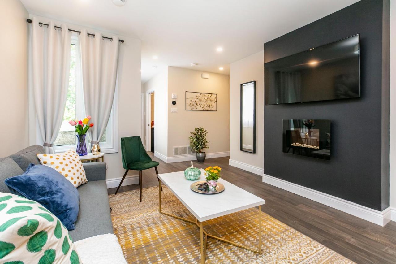 Luxury 1Br With King Bed - Steps From Byward Market! Apartment Ottawa Bagian luar foto