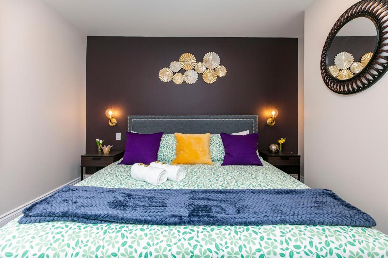 Luxury 1Br With King Bed - Steps From Byward Market! Apartment Ottawa Bagian luar foto